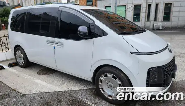 Hyundai Staria, 2021