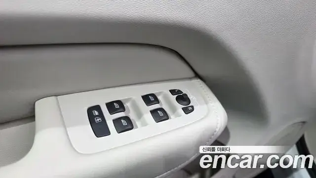 Volvo XC60, 2025