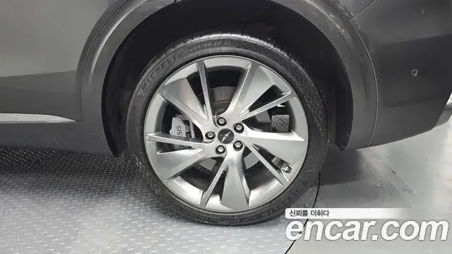 Genesis GV70, 2024
