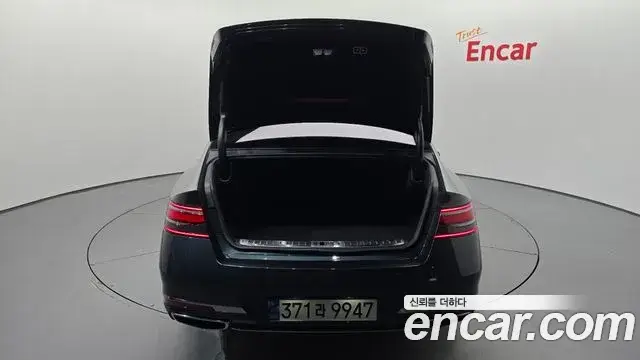 Genesis G90, 2022