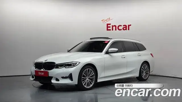 BMW 3 Series, 2021