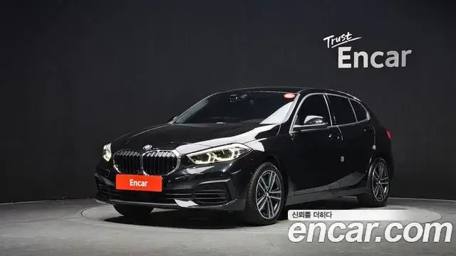 BMW 1 Series, 2022
