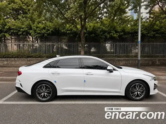 Kia K5, 2022