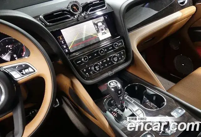Bentley Bentayga, 2022