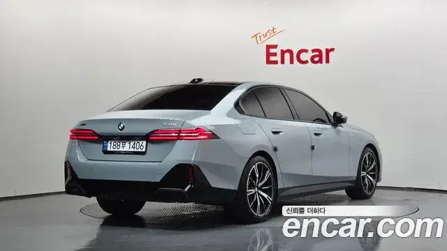 BMW 5 Series, 2024