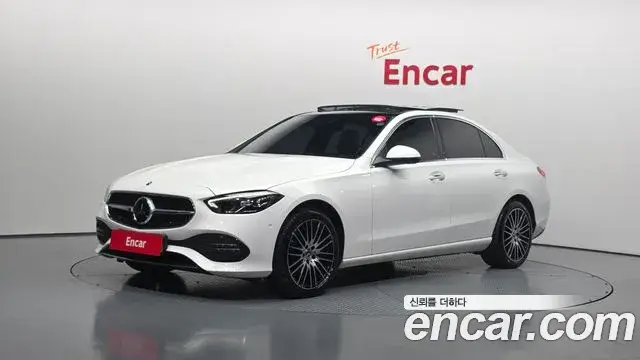 Mercedes-Benz C-Class, 2022