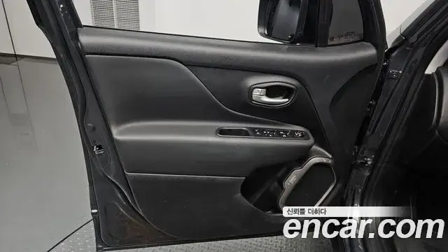 Jeep Renegade, 2023