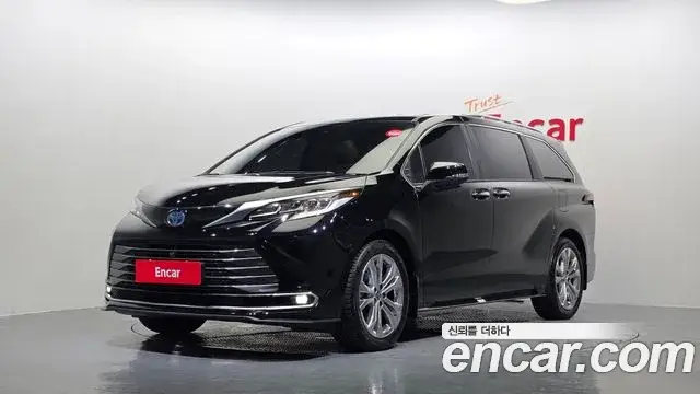 Toyota Sienna, 2023