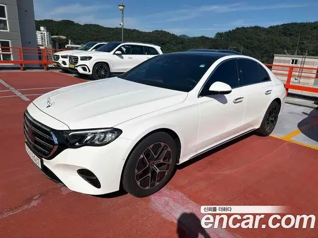 Mercedes-Benz E-Class, 2026
