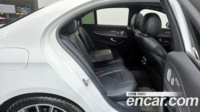 Mercedes-Benz E-Class, 2021