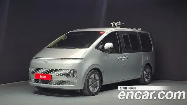 Hyundai Staria, 2022