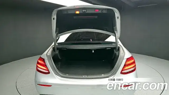 Mercedes-Benz E-Class, 2018