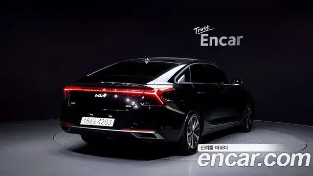 Kia K8, 2022