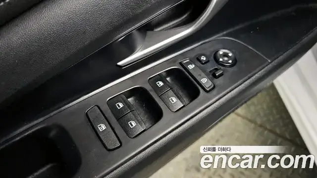 Hyundai The New Avante Hybrid, 2021