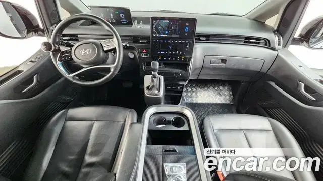 Hyundai Staria, 2022