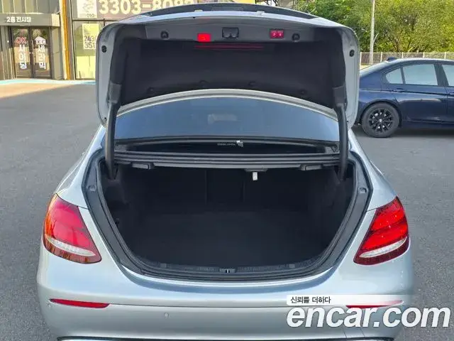 Mercedes-Benz E-Class, 2019
