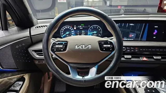 Kia K8, 2022