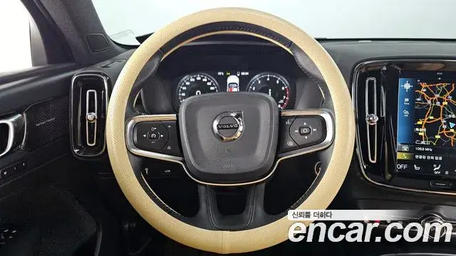 Volvo XC40, 2019