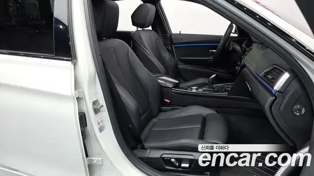 BMW 3 Series, 2018