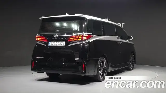 Toyota Alphard, 2025