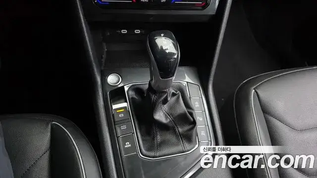 Volkswagen Tiguan, 2023