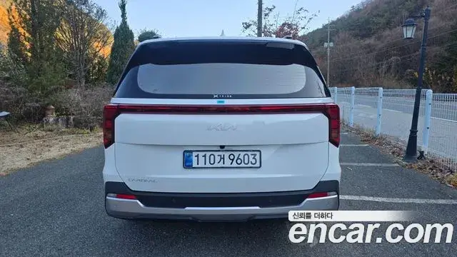 Kia Carnival, 2025
