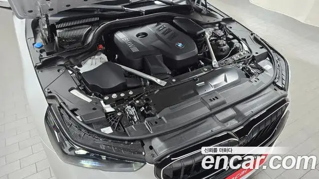 BMW 5 Series, 2025