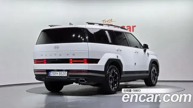 Hyundai Santa Fe, 2023