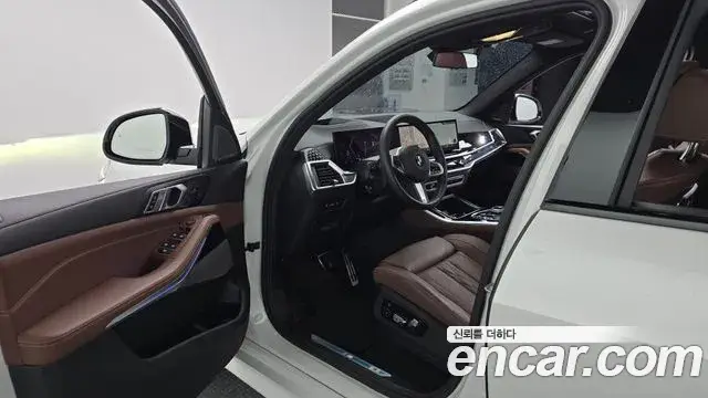 BMW X5, 2025