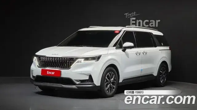 Kia Carnival, 2022