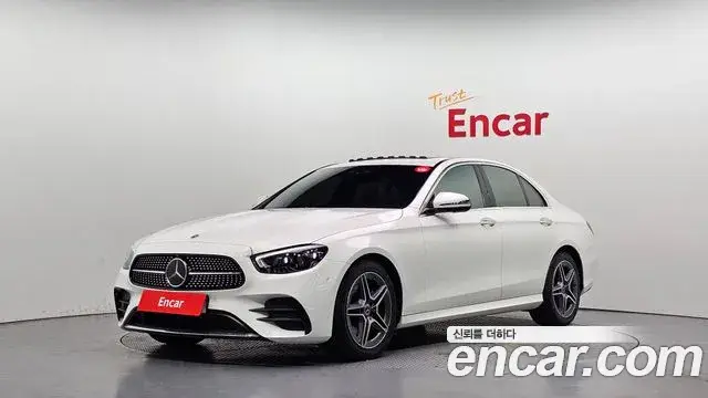 Mercedes-Benz E-Class, 2023