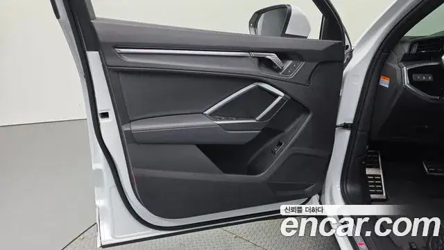 Audi Q3, 2022