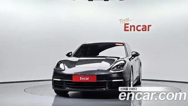 Porsche Panamera, 2018