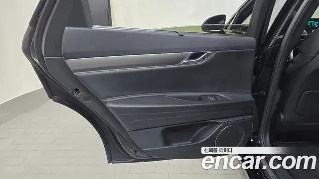 Genesis G80, 2023