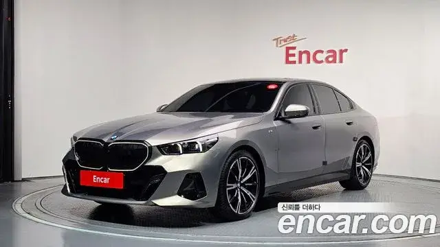 BMW 5 Series, 2025