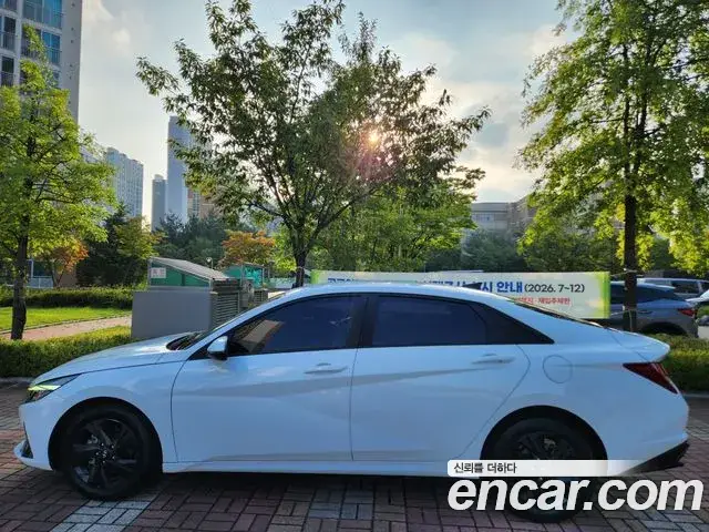 Hyundai Avante, 2022