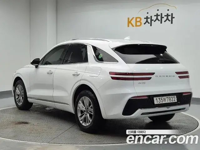 Genesis GV70, 2021