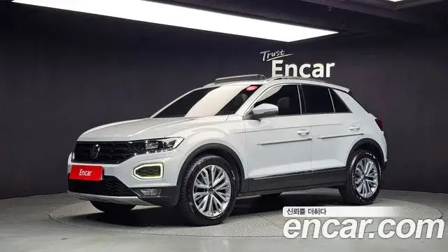 Volkswagen T-Roc, 2021