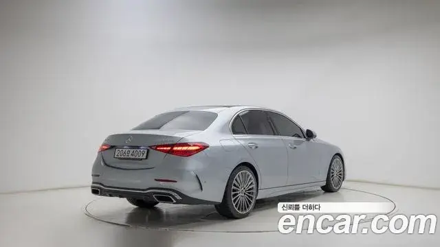 Mercedes-Benz C-Class, 2024