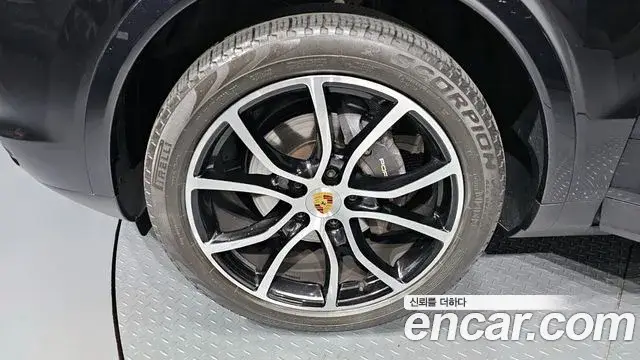 Porsche Cayenne, 2020