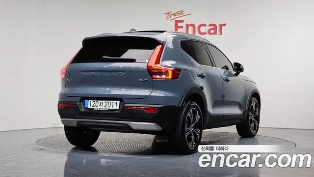 Volvo XC40, 2022