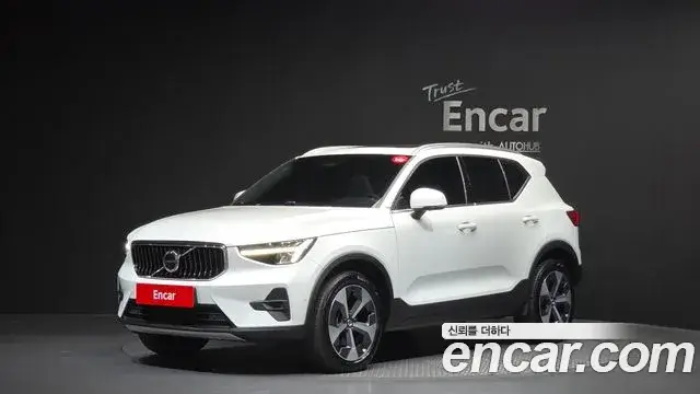 Volvo XC40, 2022