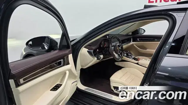 Porsche Panamera, 2018