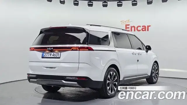 Kia Carnival, 2022
