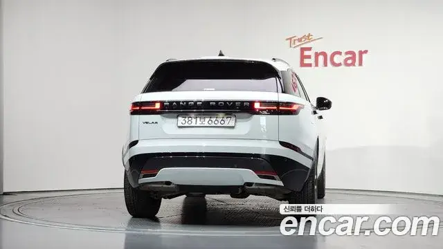 Land Rover Range Rover Velar, 2025