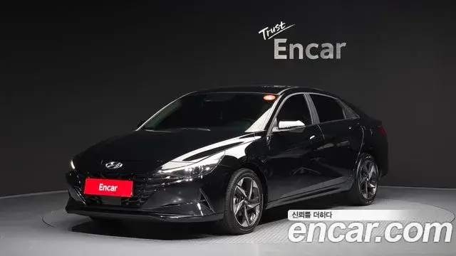 Hyundai The New Avante Hybrid, 2021
