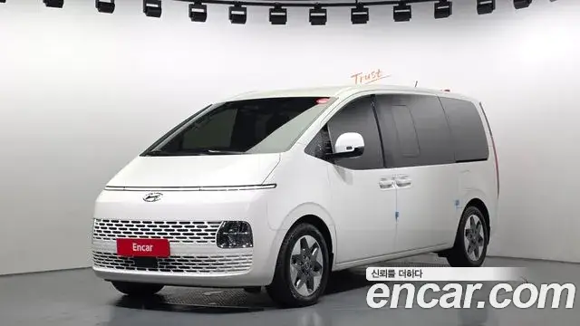 Hyundai Staria, 2021