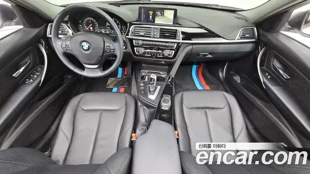 BMW 3 Series, 2018