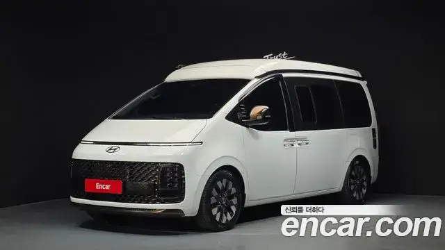 Hyundai Staria, 2023