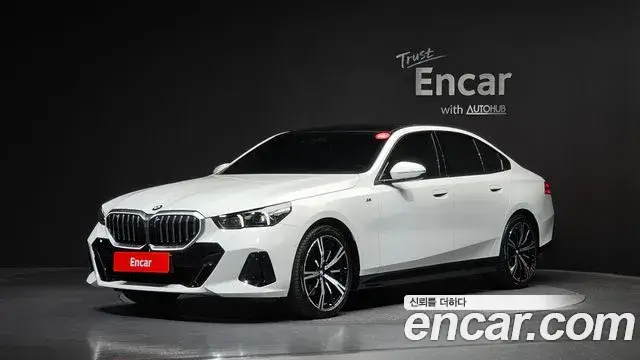 BMW 5 Series, 2025